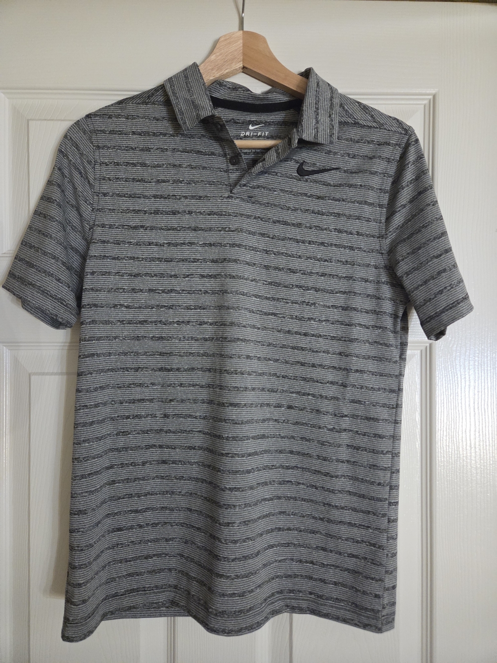 Nike Boys Dri-FIT Golf Polo Youth L 14-16 Grey Black Striped NWOT